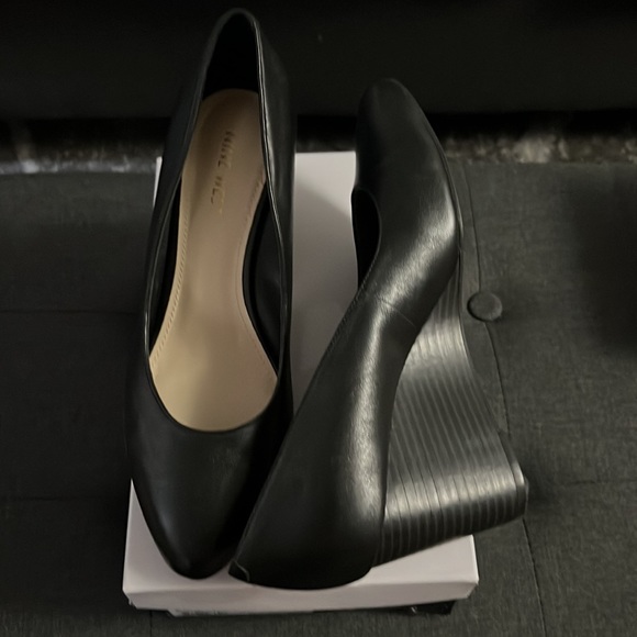 Nine West Jazzin Almond Toe Black Wedge - Picture 6 of 8